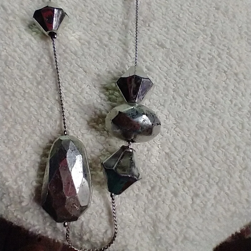 Silvertone bead chain mirror ball necklace